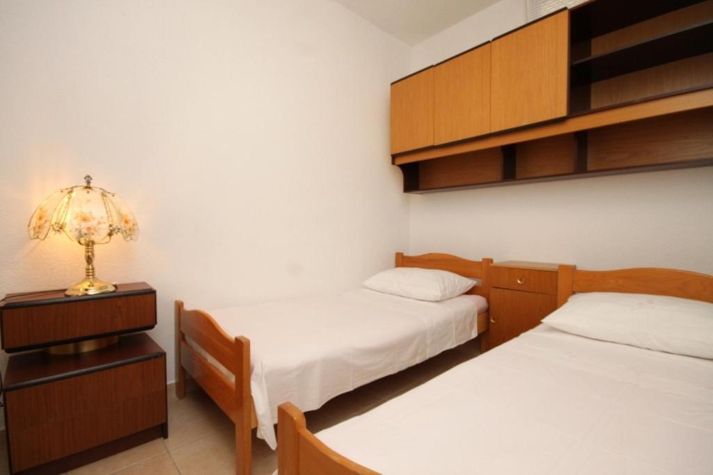 Apartments With A Parking Space Makarska - 6792 Luaran gambar