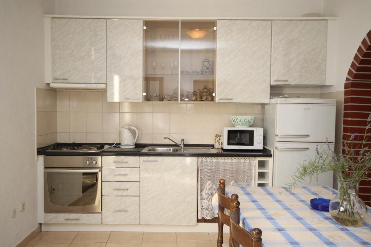 Apartments With A Parking Space Makarska - 6792 Luaran gambar